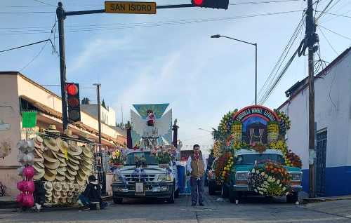 Con gran emoción, viven el Paseo de la Agricultura en Metepec